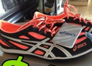 Asics running shoes (w Spikes)